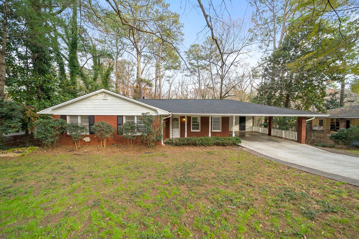 Photo - 253 Valley Ridge Dr (Roswell, GA)