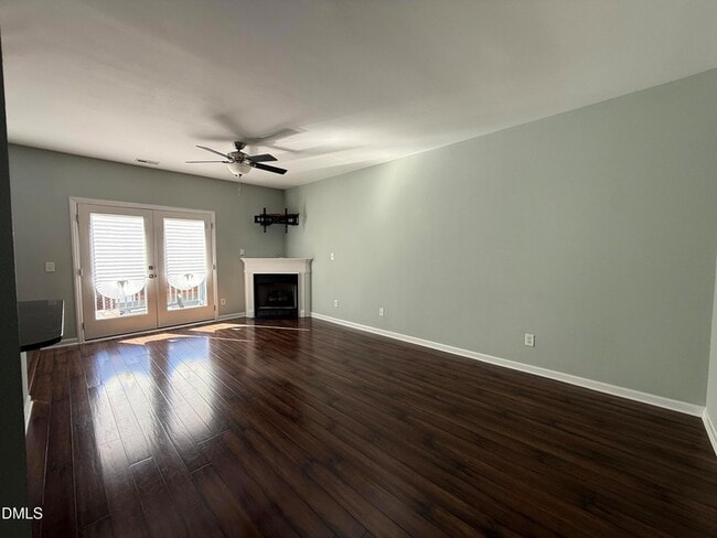 Building Photo - 606 Sawcut Ln