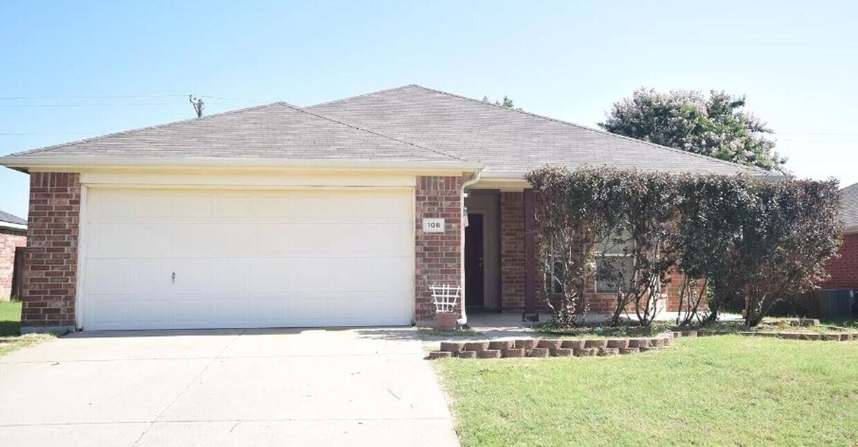 Primary Photo - Beautiful 3 Bed 2 bath 2 car garage house ...
