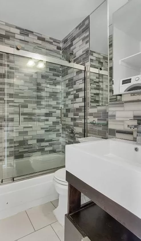 Foto del edificio - 218 E 25th St