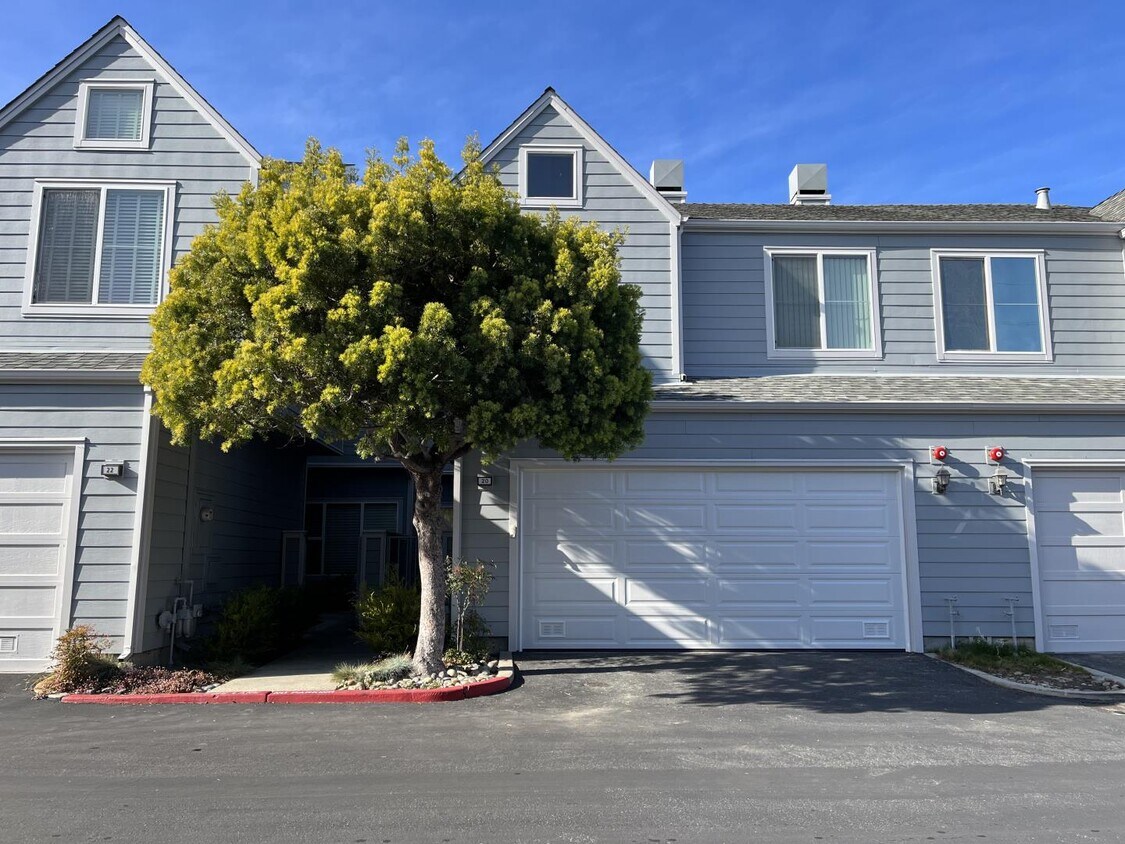 20 Binnacle Ln, Foster City, CA 94404 Townhome Rentals in Foster City