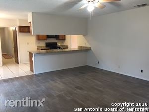 Building Photo - 4 br, 2 bath House - 136 Forrest Trl
