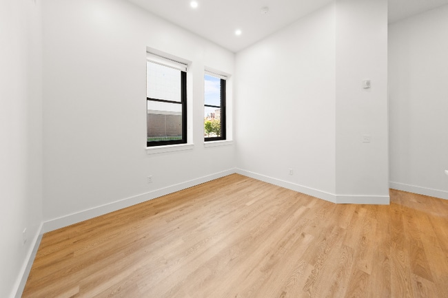 Foto del edificio - 101 Richmond St