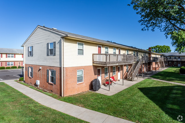 Building - Winthrop Terrace - Findlay