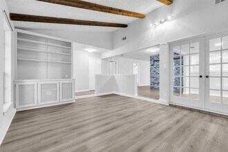 Building Photo - 11829 S Red Cedar Cir