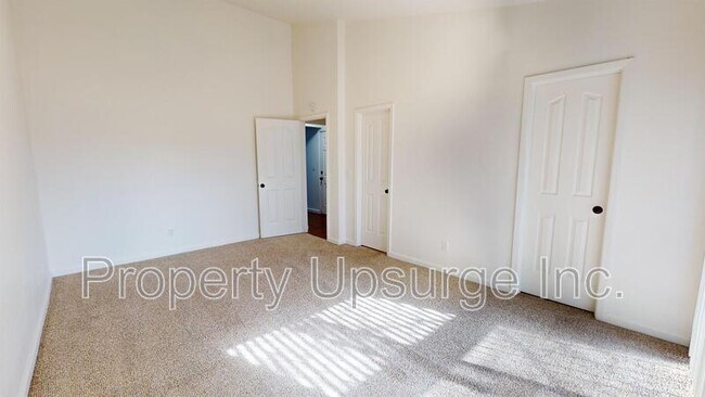 Foto del edificio - 1487 Bradford Way