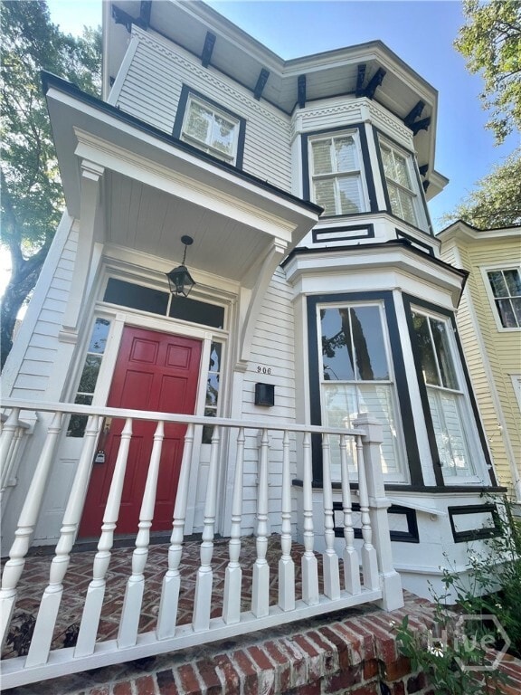 Building Photo - 906 Barnard St