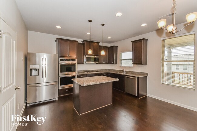 Foto del edificio - 4682 Brookwood Pl