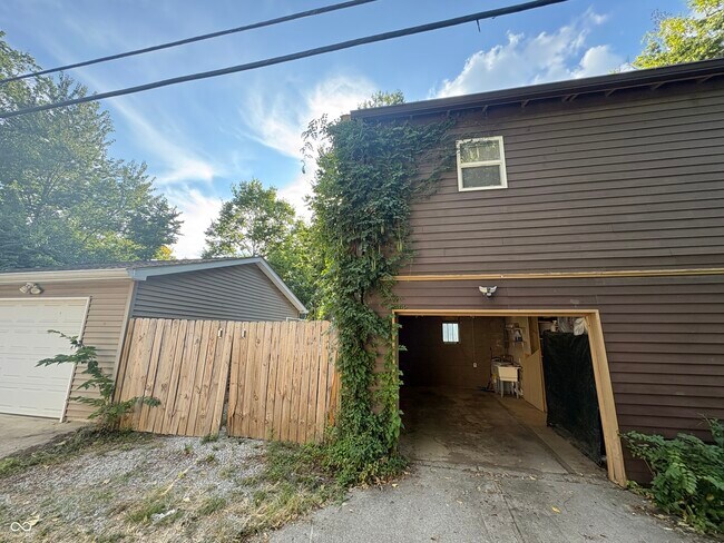 Building Photo - 3043 N Pennsylvania St