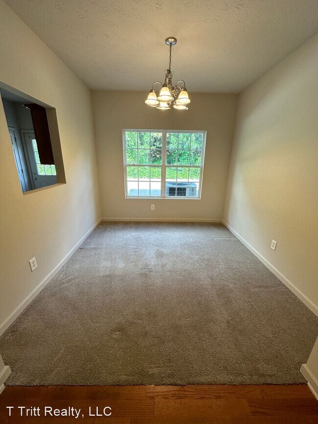 Building Photo - 5 br, 3.5 bath House - 126 Nizzear Lane