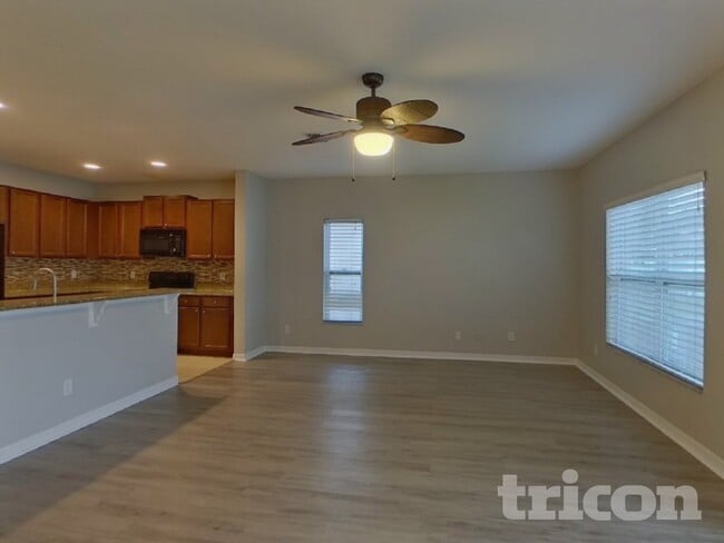 Foto del edificio - 4925 Rockvale Dr