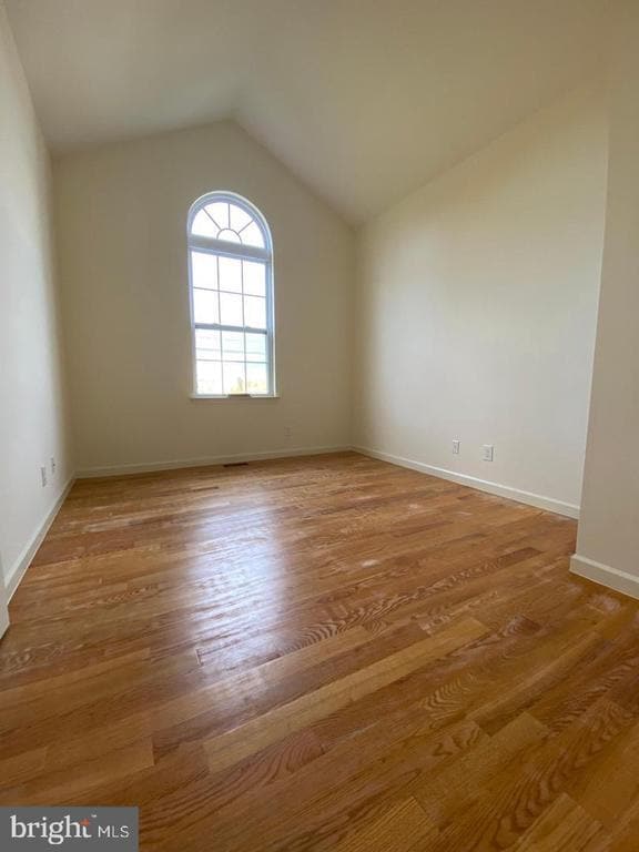 Building Photo - 2101 Venezia Ave