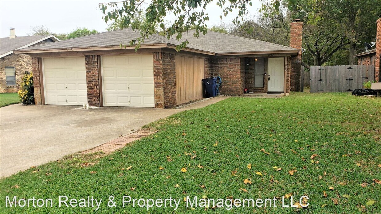 2 br, 2 bath House 1063 Irene St House Rental in Burleson, TX
