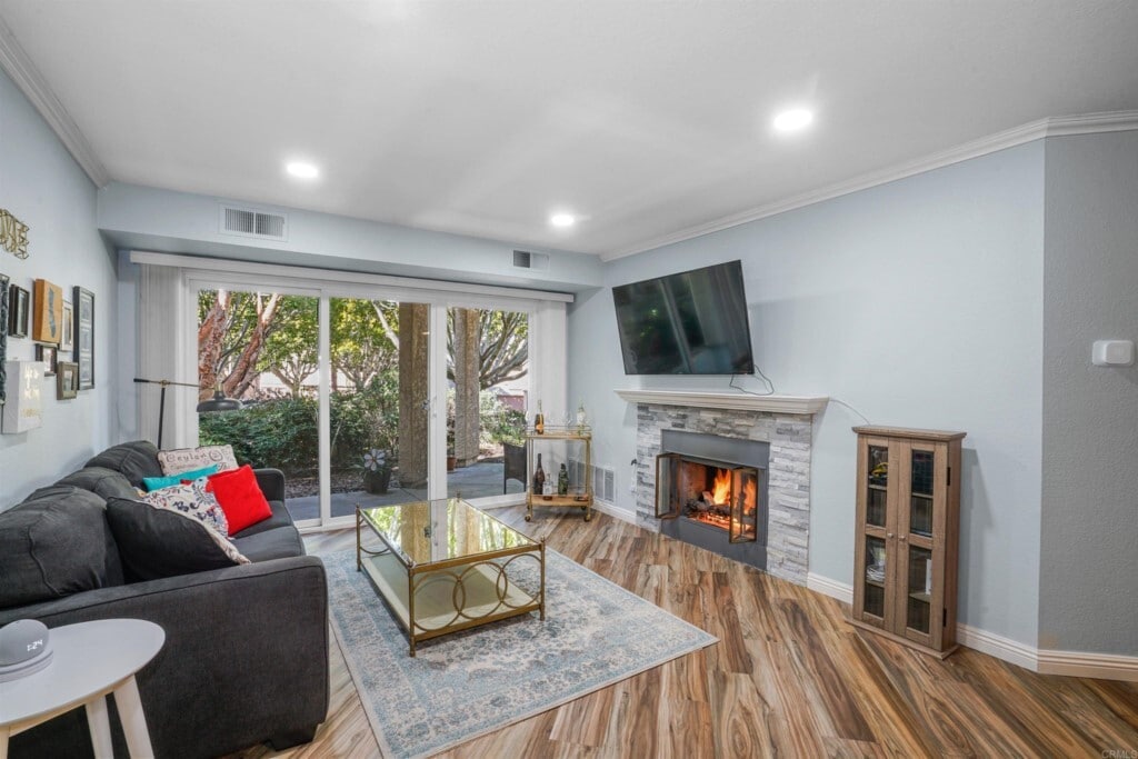 7244 Camino Degrazia Unit 279, San Diego, CA 92111 Condo for Rent in