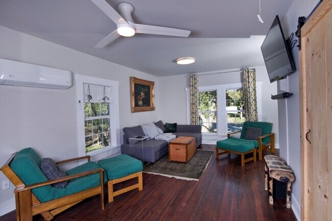 Foto del edificio - 835 Old Ranch Rd 12
