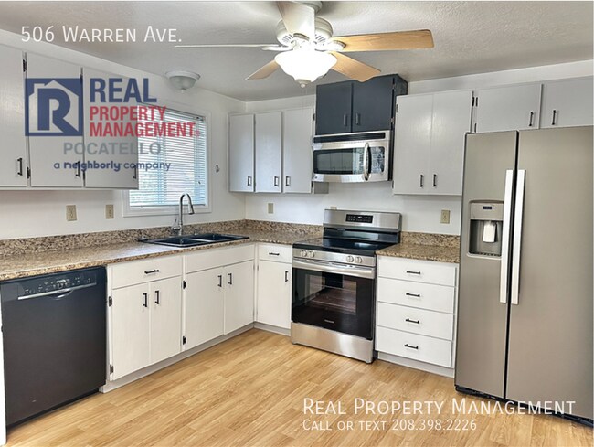 Building Photo - MOVE IN SPECIAL - 6 Bedroom 2 Bathroom hou...