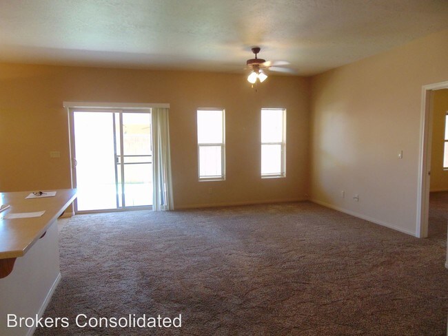 Building Photo - 3 br, 2 bath House - 328 Vineyard Lane