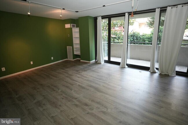 Foto del edificio - 4620 N Park Ave