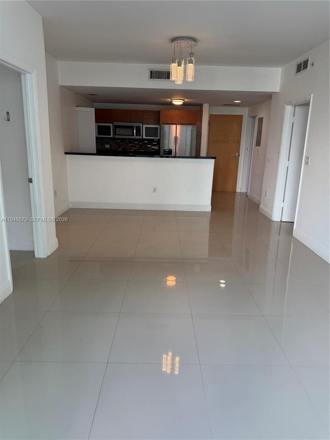 Foto del edificio - 244 Biscayne Blvd