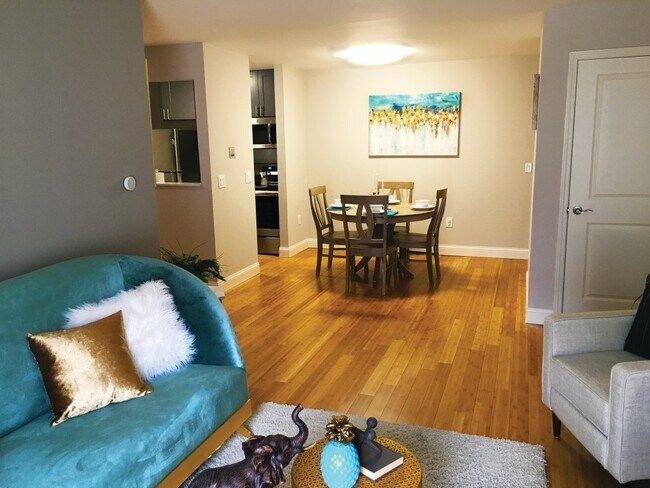 Building Photo - 169 Portsmouth St