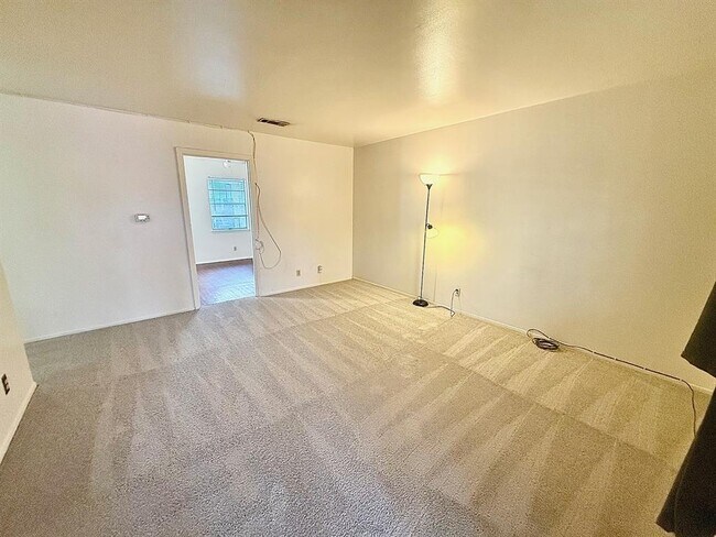 Foto del edificio - 2411 S 5th St