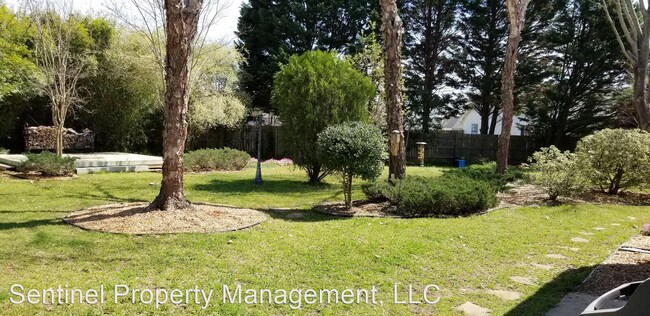 Foto del edificio - 3 br, 2 bath House - 107 Melissa Lane