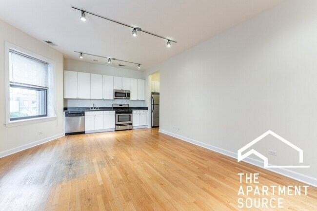 Foto del edificio - 4715 N Sheridan Rd
