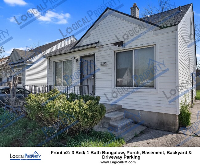 Building Photo - 3 Bed/ 1 Bath Bungalow W/ Porch, Basement,...