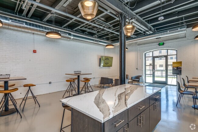 Casa club - The Williams