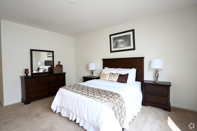 Interior Photo - Islands of Fox Chase