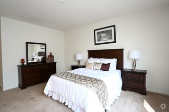 Interior Photo - Islands of Fox Chase
