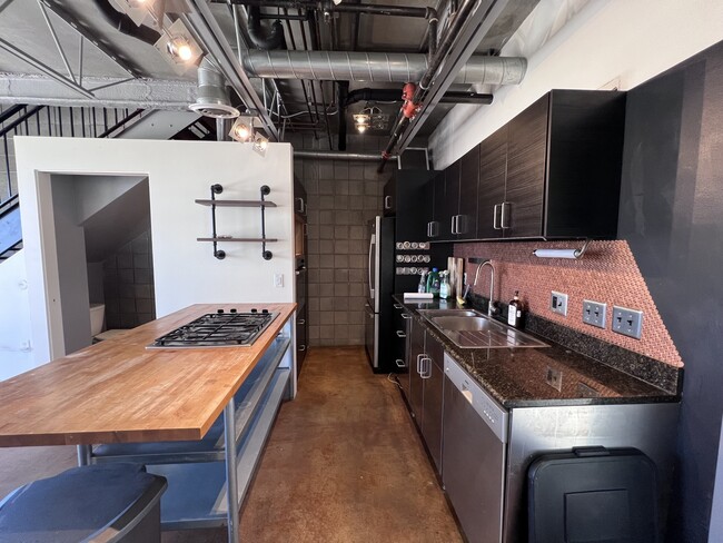 Photo - 360 W 300 S Townhome