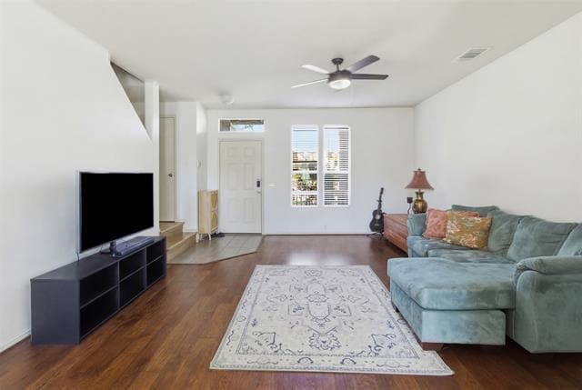 Foto del edificio - 2644 Ezekial Way