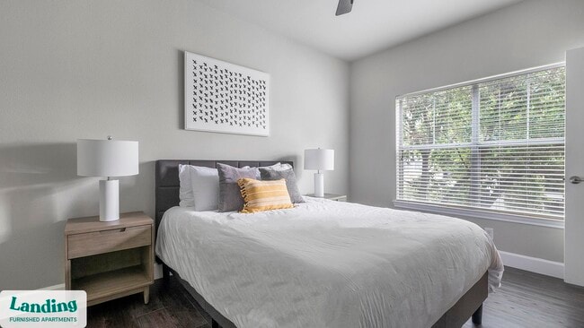 Building Photo - 22155 Wildwood Park Rd