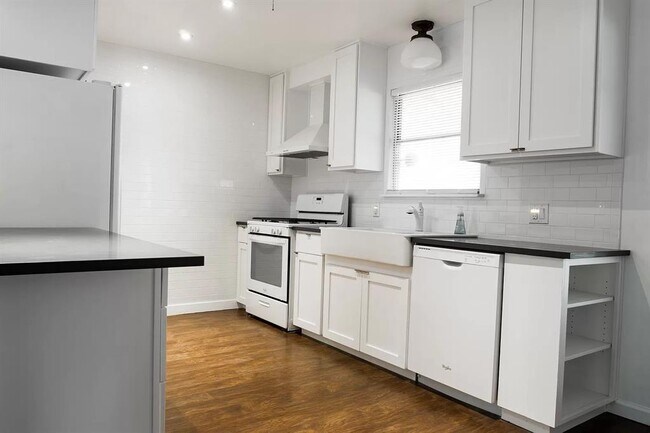 Foto del edificio - 11507 Whitewing Ave