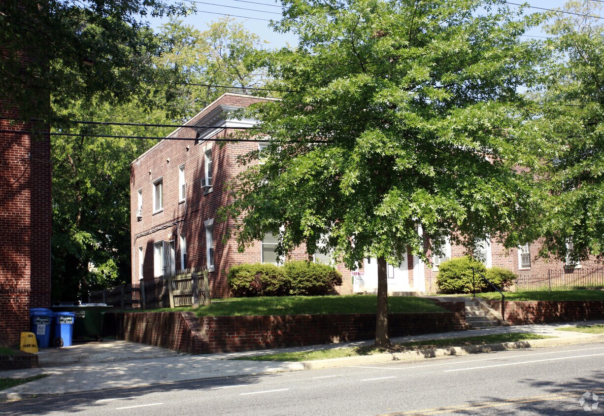 Building Photo - 6110 14th St NW