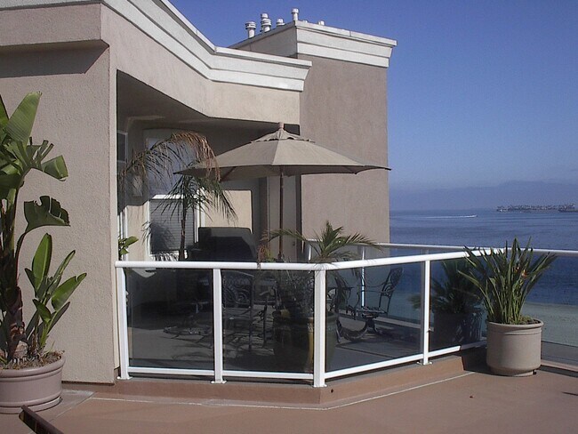 1 of 2 balconies - 1500 E Ocean Blvd