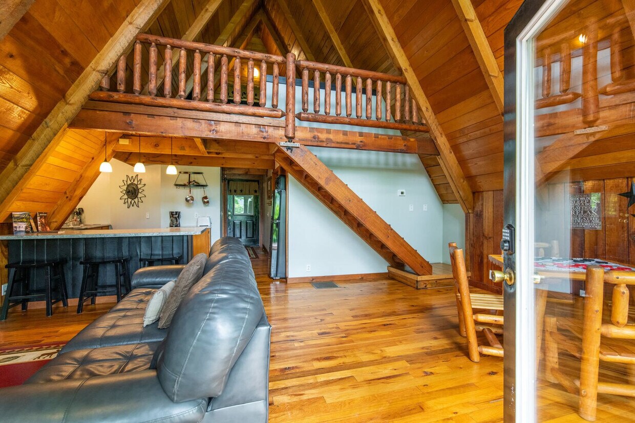 Foto principal - 60 Lee Ln