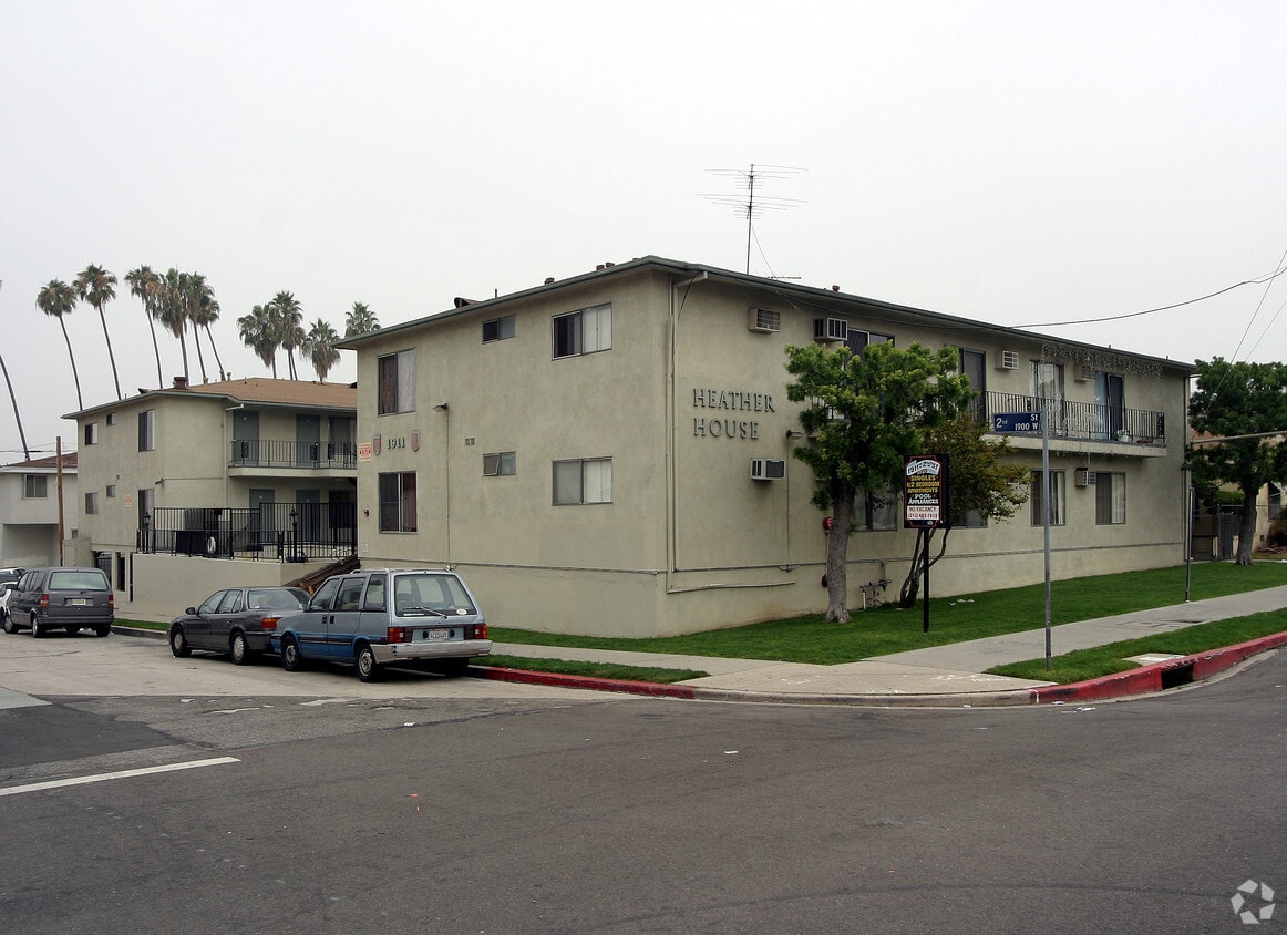Building Photo - Heather House Apartments