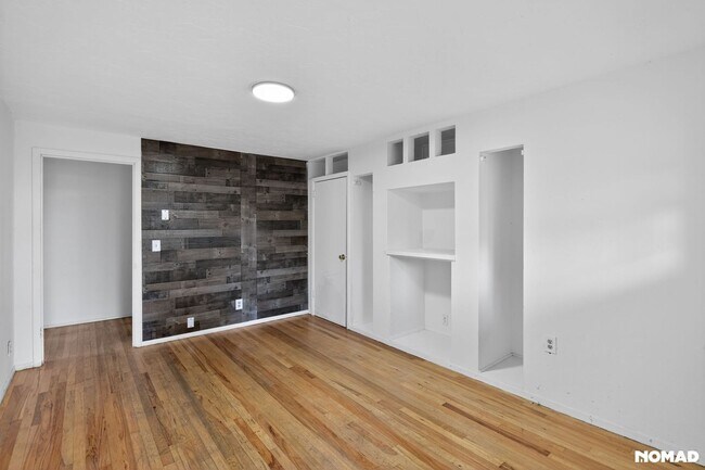 Foto del edificio - 7105 166th Ave E