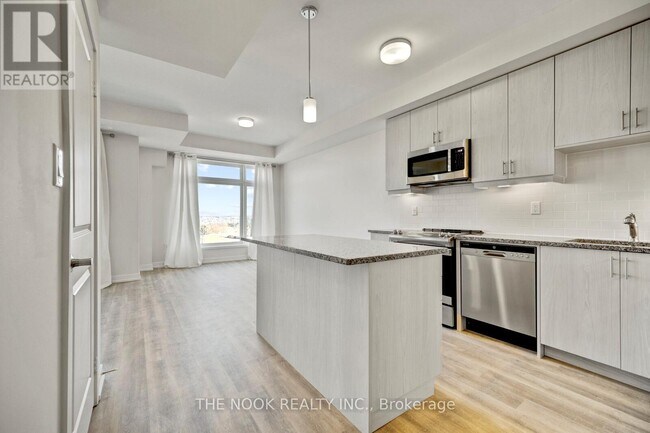 Photo du bâtiment - 2550 Castlegate Crossing