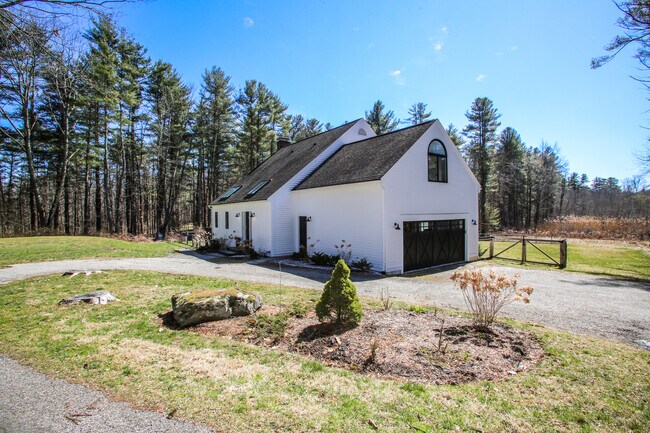 Foto del edificio - 23 Cross Rd