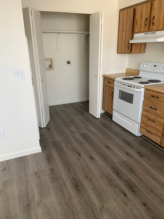 Foto del edificio - 3198 N Bumblebee Dr