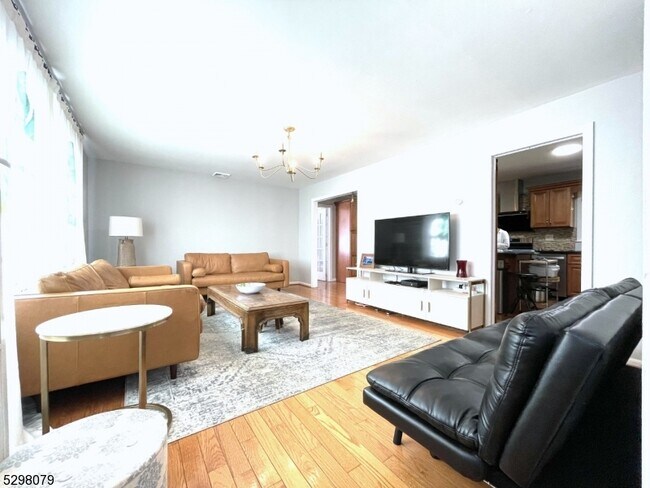 Foto del edificio - 50 School Ave