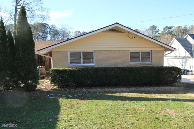 Building Photo - 2669 Cardinal Lake Cir NW
