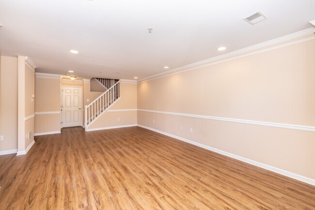 Foto del edificio - 1407 Black Walnut Dr