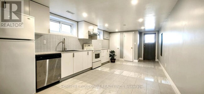 Building Photo - 17 Warfield Dr