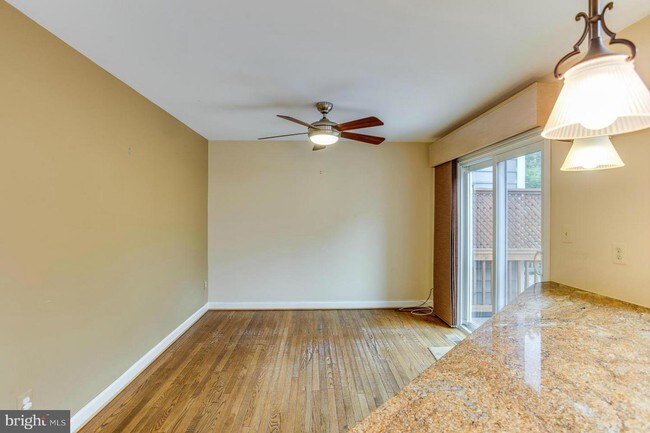 Building Photo - 6806 McLean Province Cir