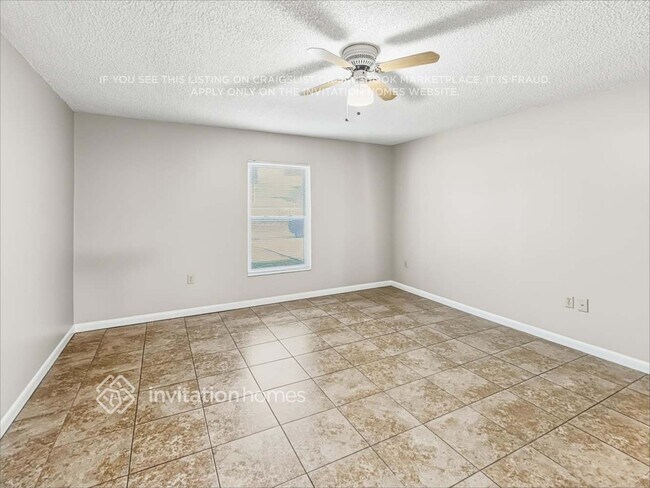 Foto del edificio - 4040 Lehman Ct