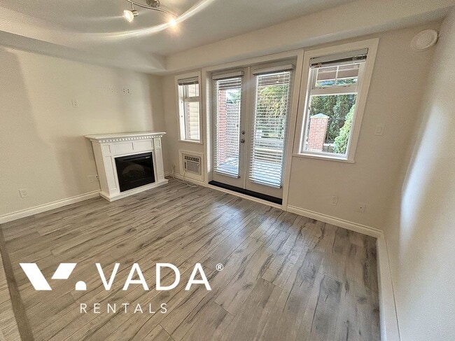 Building Photo - Paddington Station 1 Bedroom Apartment Ren...